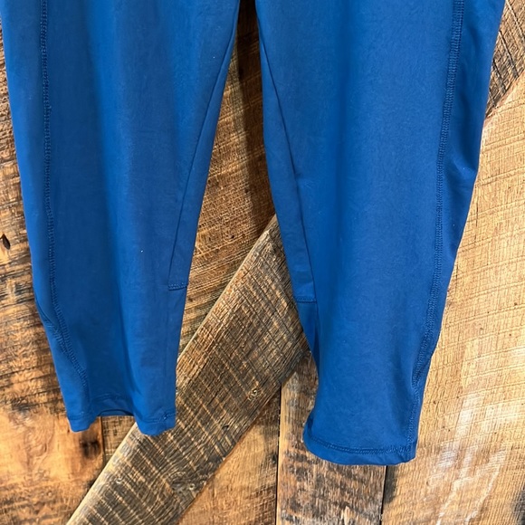 Marika Tek Cropped Leggings - Picture 4 of 7